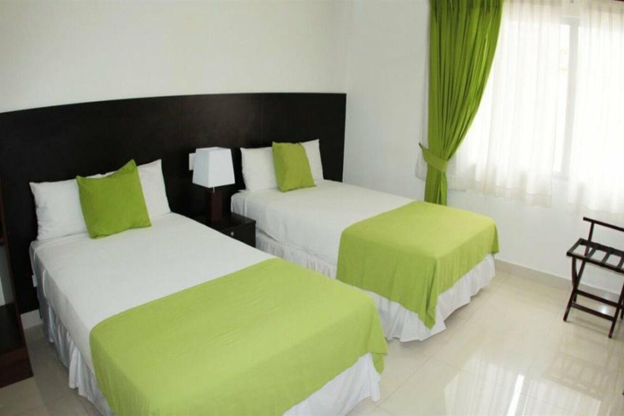 Az Hotel And Suites Panama City Ngoại thất bức ảnh