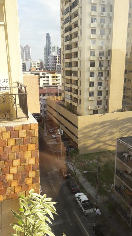 Az Hotel And Suites Panama City Ngoại thất bức ảnh