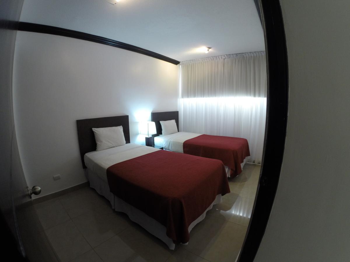 Az Hotel And Suites Panama City Ngoại thất bức ảnh