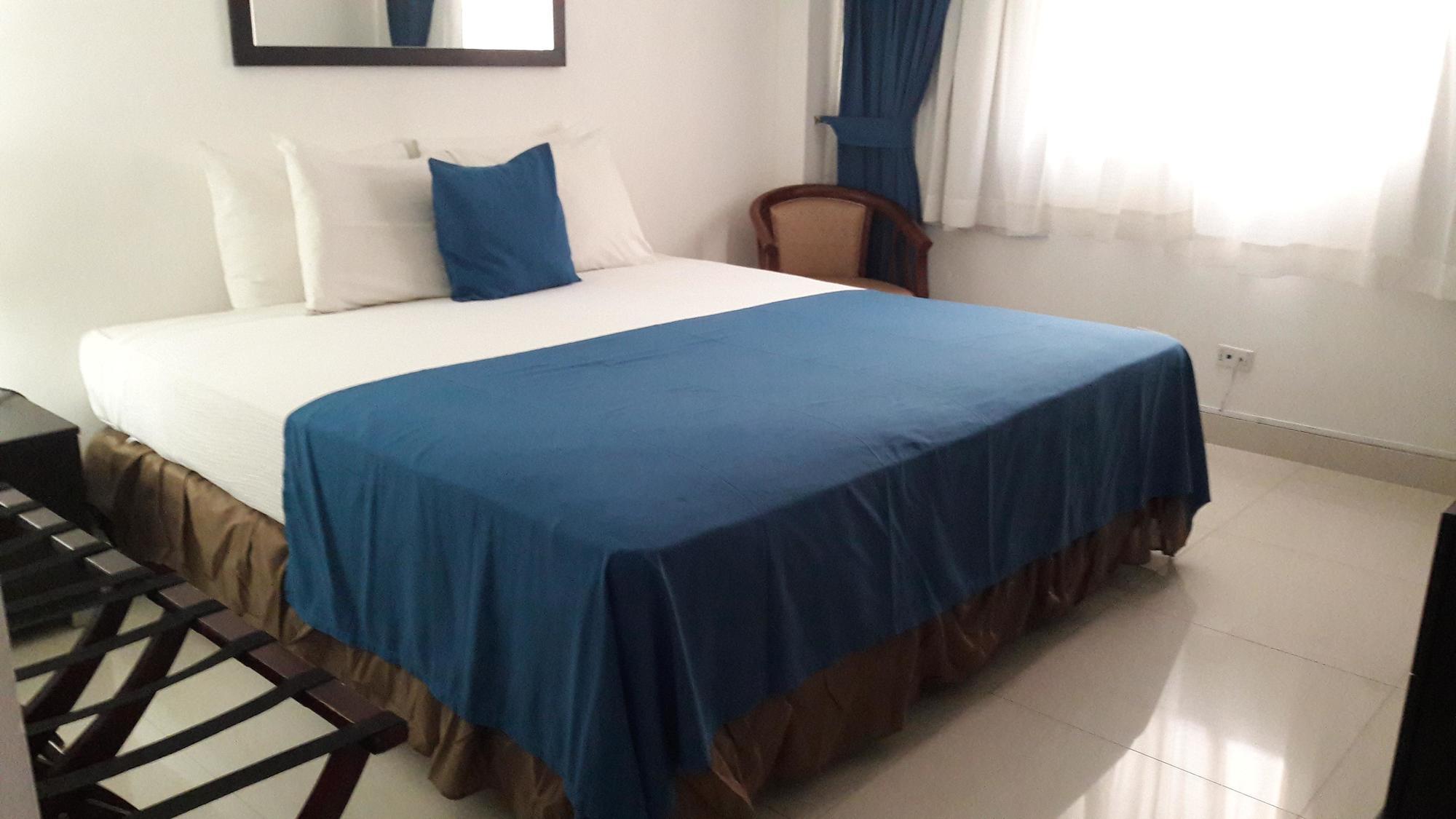 Az Hotel And Suites Panama City Ngoại thất bức ảnh
