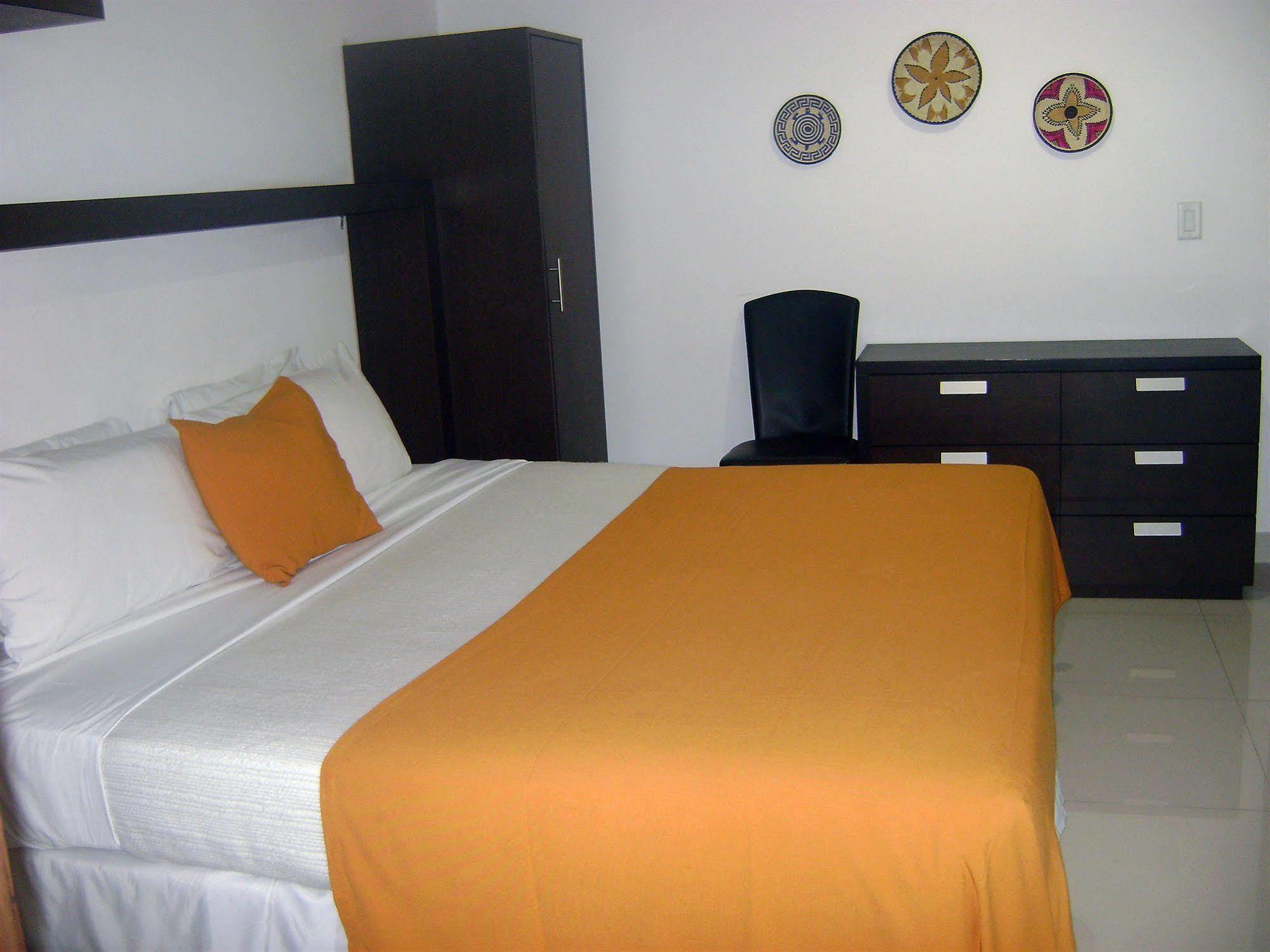 Az Hotel And Suites Panama City Ngoại thất bức ảnh