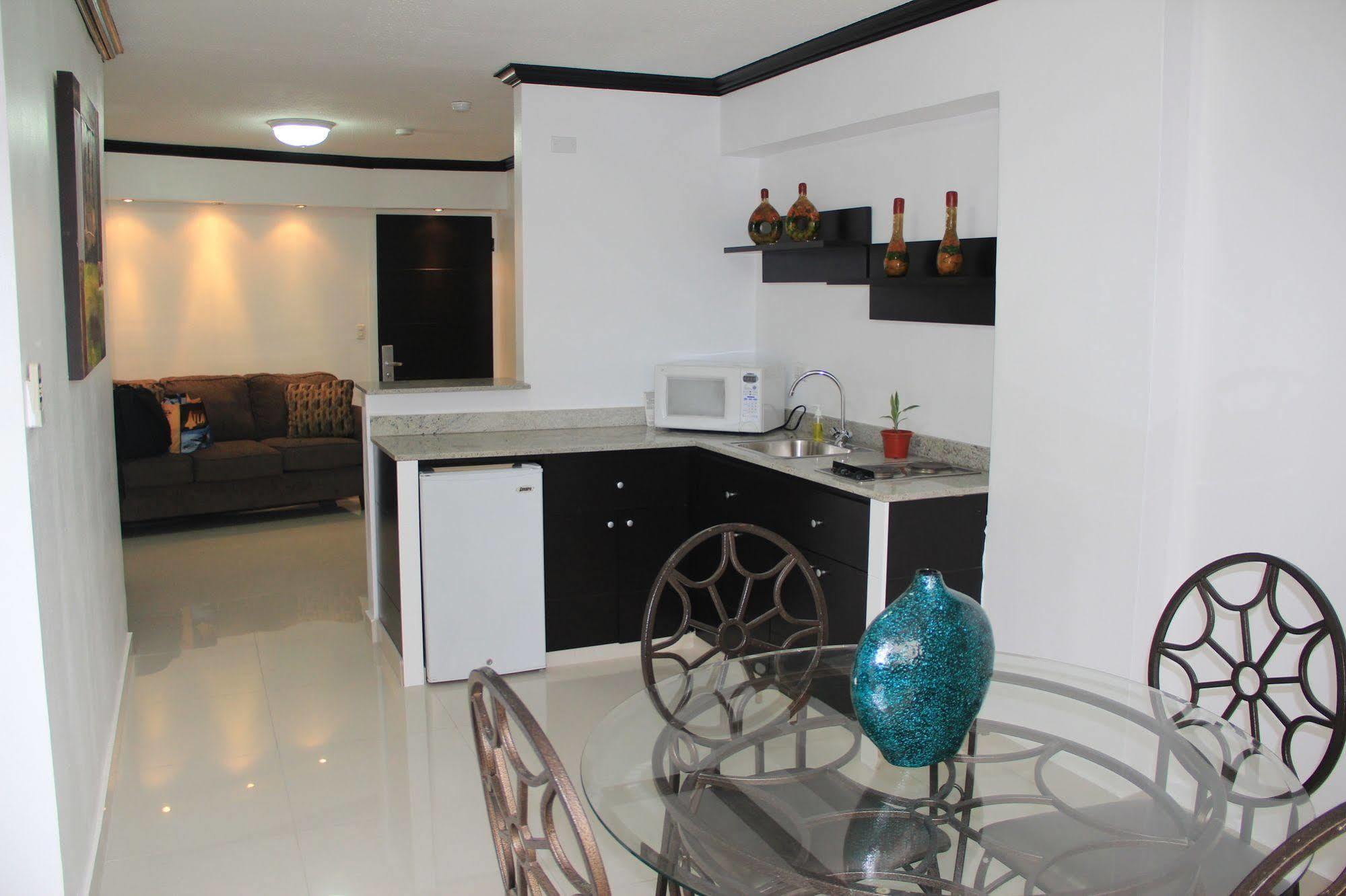 Az Hotel And Suites Panama City Ngoại thất bức ảnh