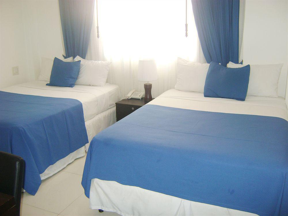 Az Hotel And Suites Panama City Ngoại thất bức ảnh